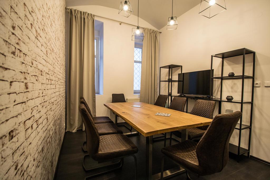 Brooklyn Sauna Apt By Ruterra プラハ エクステリア 写真
